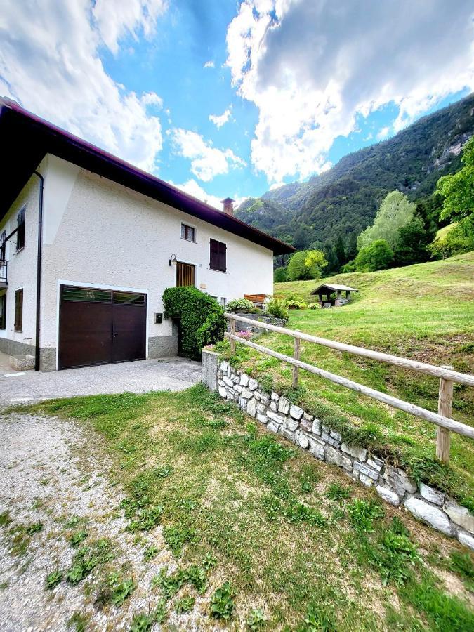 Apartamento Casa Bruno Lenzumo di Concei Exterior foto